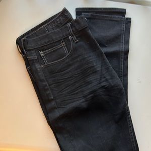 Barely worn American Eagle black slim/skinny jeans. Athletic stretch.